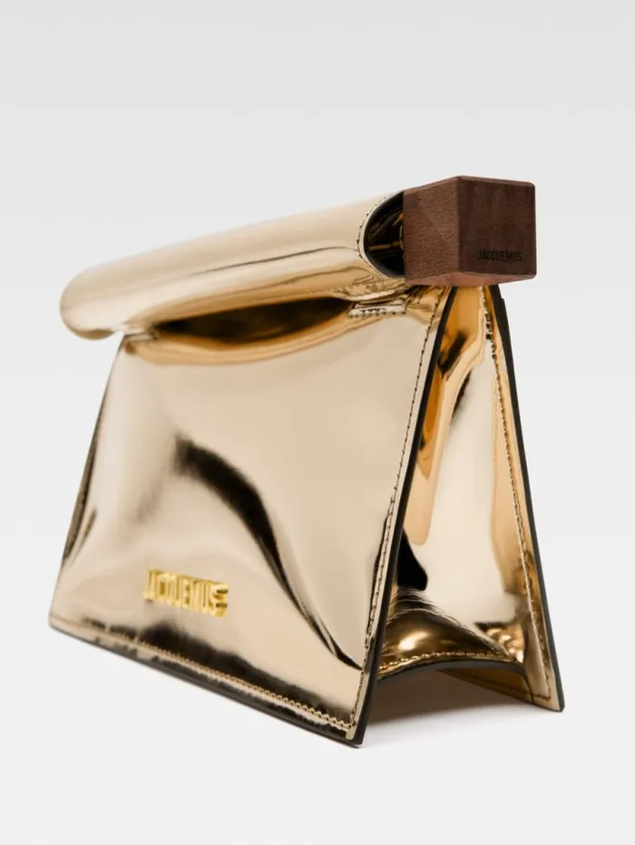 JACQUEMUS The Small Rond Carr Clutch Gold Women Crossbody and Handbags JACQUEMUS The Small Rond Carr Clutch Gold Women Crossbody and Handbags