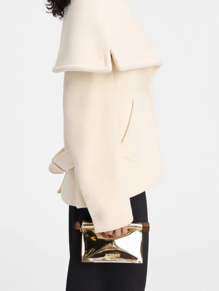 JACQUEMUS The Small Rond Carr Clutch Gold Women Crossbody and Handbags JACQUEMUS The Small Rond Carr Clutch Gold Women Crossbody and Handbags