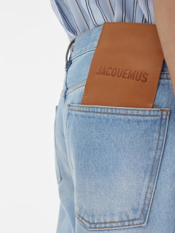 JACQUEMUS The Straight DeNmes Denim Pants Light Bluetabac Men Denim JACQUEMUS The Straight DeNmes Denim Pants Light Bluetabac Men Denim