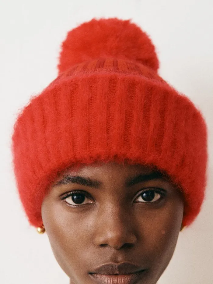 JACQUEMUS The Winter Beanie Red WomenMen Scarves Beanies and Gloves