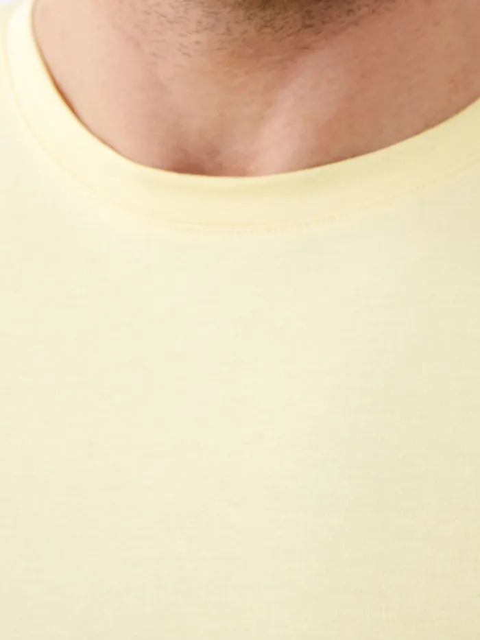 Man TShirts and Polo Shirts French Connection Classic Organic TShirt Lemon Man TShirts and Polo Shirts French Connection Classic Organic TShirt Lemon