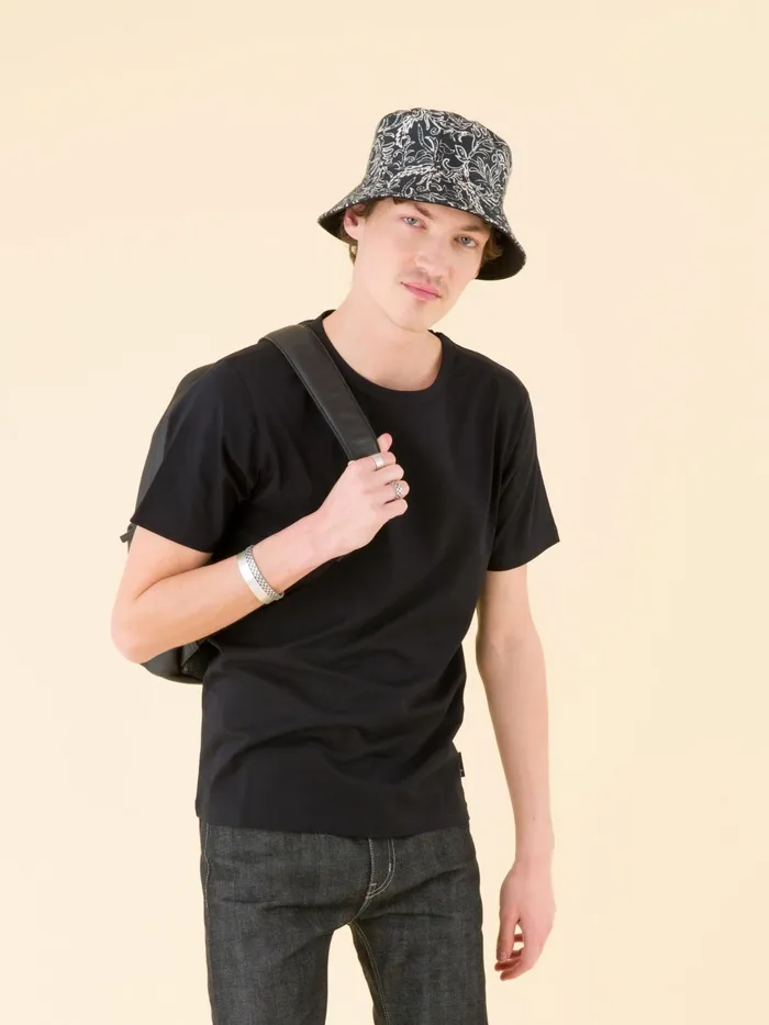 Men Agns B Tshirts and Polo Shirts Black Short Sleeves Coulos Tshirt