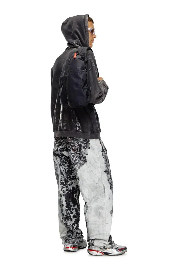 Men Diesel Backpacks ZIPD SLING BAG X Black Men Diesel Backpacks ZIPD SLING BAG X Black