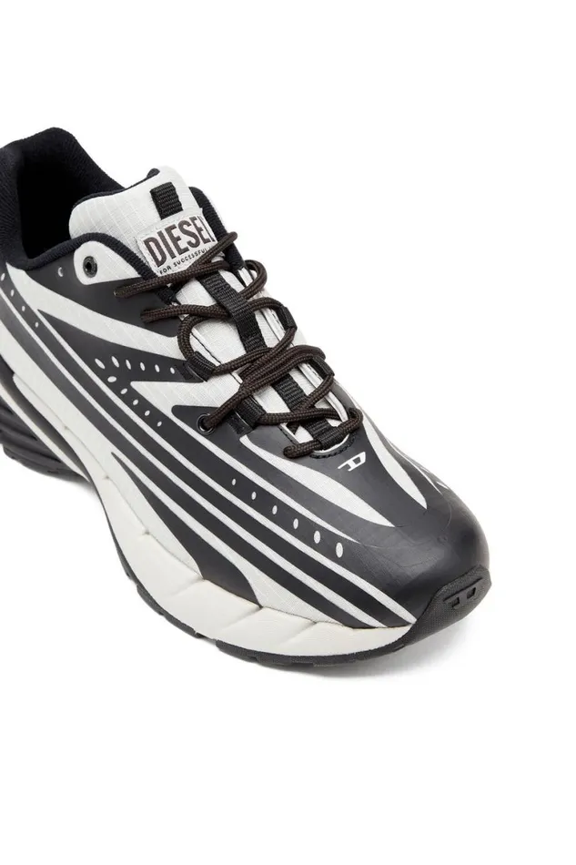 Men Diesel Sneakers DAIRSPEED LOW Blackgrey Men Diesel Sneakers DAIRSPEED LOW Blackgrey