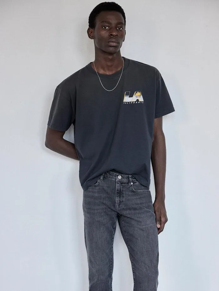 Men Tees FRAME Boxy Vintage Print Tee 8212 Washed Black Men Tees FRAME Boxy Vintage Print Tee 8212 Washed Black