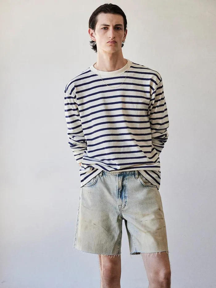 Men Tees FRAME Long Sleeve Relaxed Striped Tee 8212 Dark Navy Stripe Men Tees FRAME Long Sleeve Relaxed Striped Tee 8212 Dark Navy Stripe
