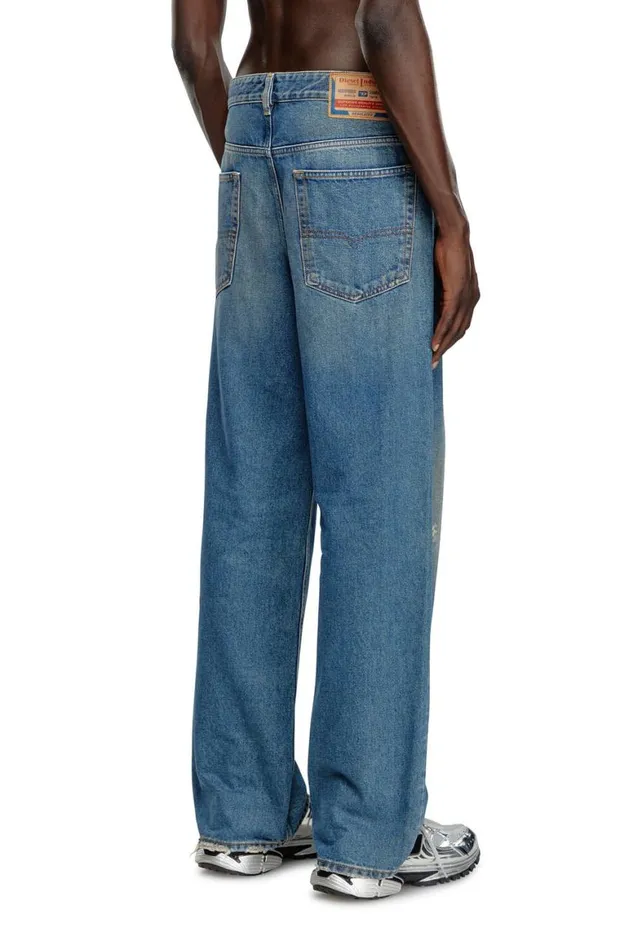 MenWomen Diesel Jeans Relaxed Jeans 2001 DMacro 09J79 Medium Blue MenWomen Diesel Jeans Relaxed Jeans 2001 DMacro 09J79 Medium Blue