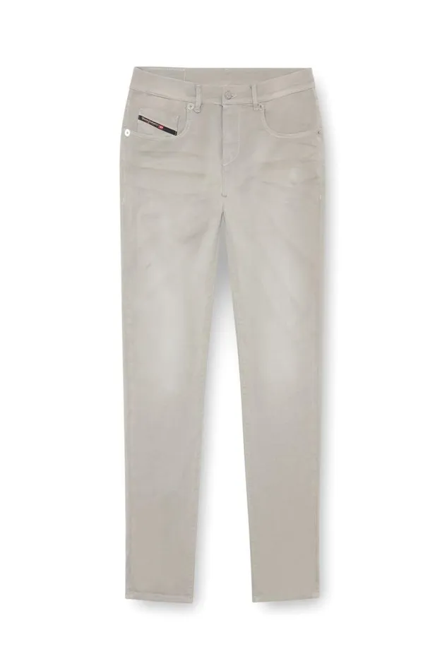 MenWomen Diesel Jeans Slim 2060 DStrukt Joggjeans 0670M Light Grey MenWomen Diesel Jeans Slim 2060 DStrukt Joggjeans 0670M Light Grey