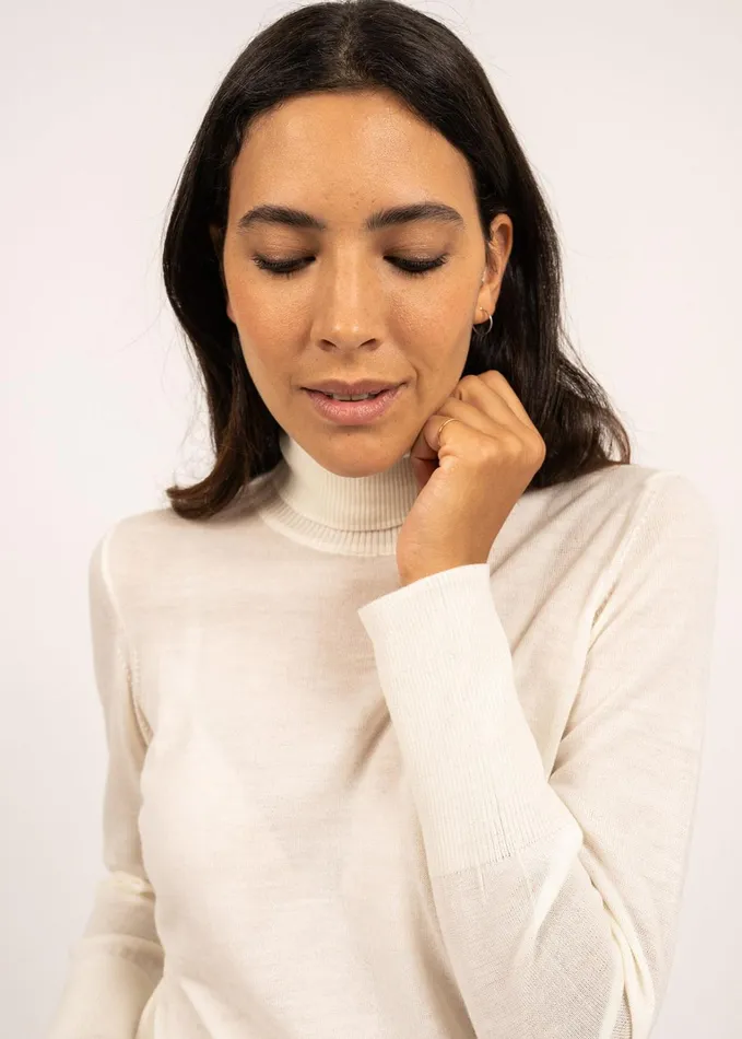 Modene Thin Turtleneck Sweater Wool Jersey Winterwhite Women Saint James Sweaters Cardigans and Jackets