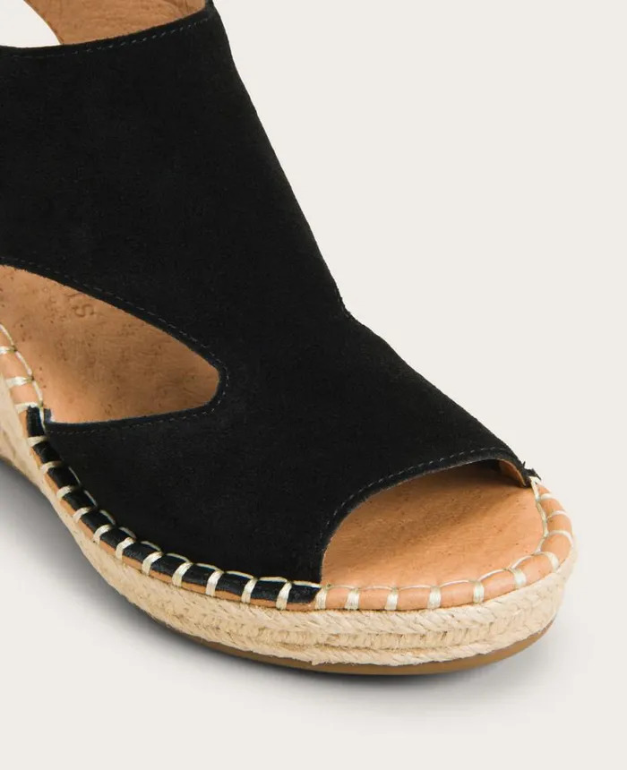 Sandals and Wedges Women Kenneth Cole GENTLE SOULS Cody Suede Esparille Wedge Black