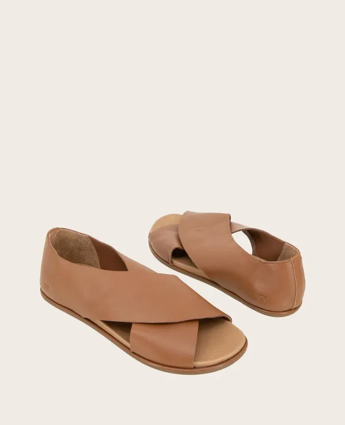 Sandals and Wedges Women Kenneth Cole GENTLE SOULS Laniey XBand Leather Sandal Luggage