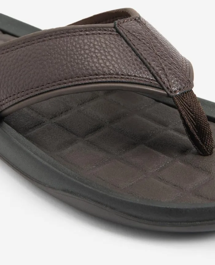 Sandals Men Kenneth Cole REACTION 8211 Four Sandal Brown Sandals Men Kenneth Cole REACTION 8211 Four Sandal Brown