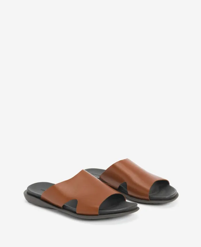 Sandals Men Kenneth Cole SandY Beach Leather Slide Sandal Cognac Sandals Men Kenneth Cole SandY Beach Leather Slide Sandal Cognac