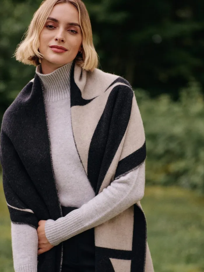 Scarves Women JMcLaughlin Barrow Scarf Blackoff White Scarves Women JMcLaughlin Barrow Scarf Blackoff White