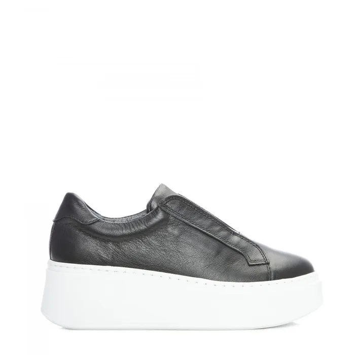 SlipOn Trainers Women Moda In Pelle Bsoleful B Axell Black Leather