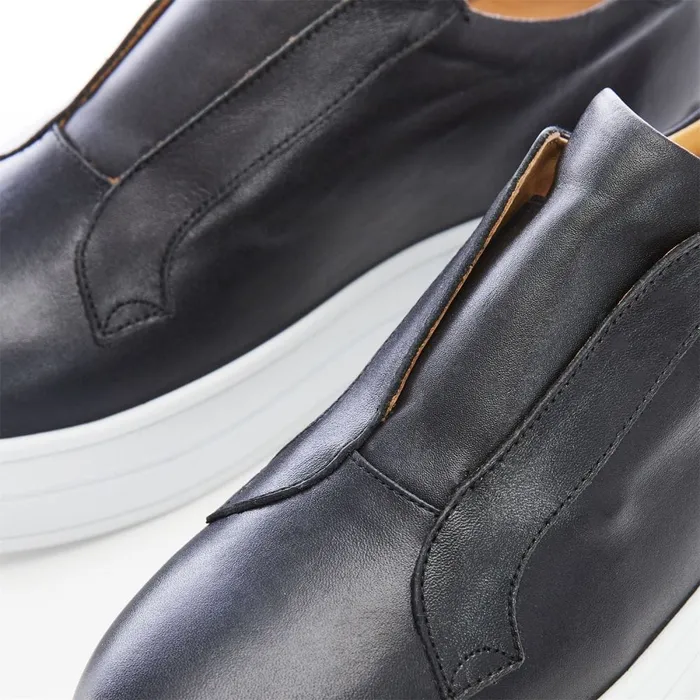 SlipOn Trainers Women Moda In Pelle Bsoleful BBath Black Leather