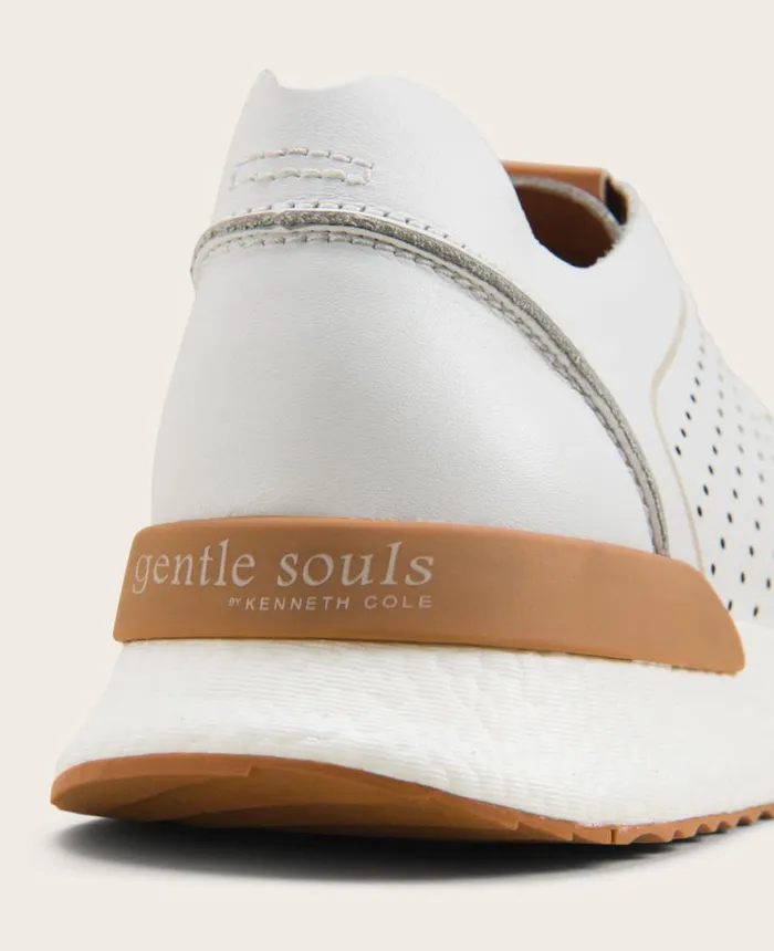 Sneakers Men Kenneth Cole GENTLE SOULS Laurence Jogger Sneaker White Sneakers Men Kenneth Cole GENTLE SOULS Laurence Jogger Sneaker White