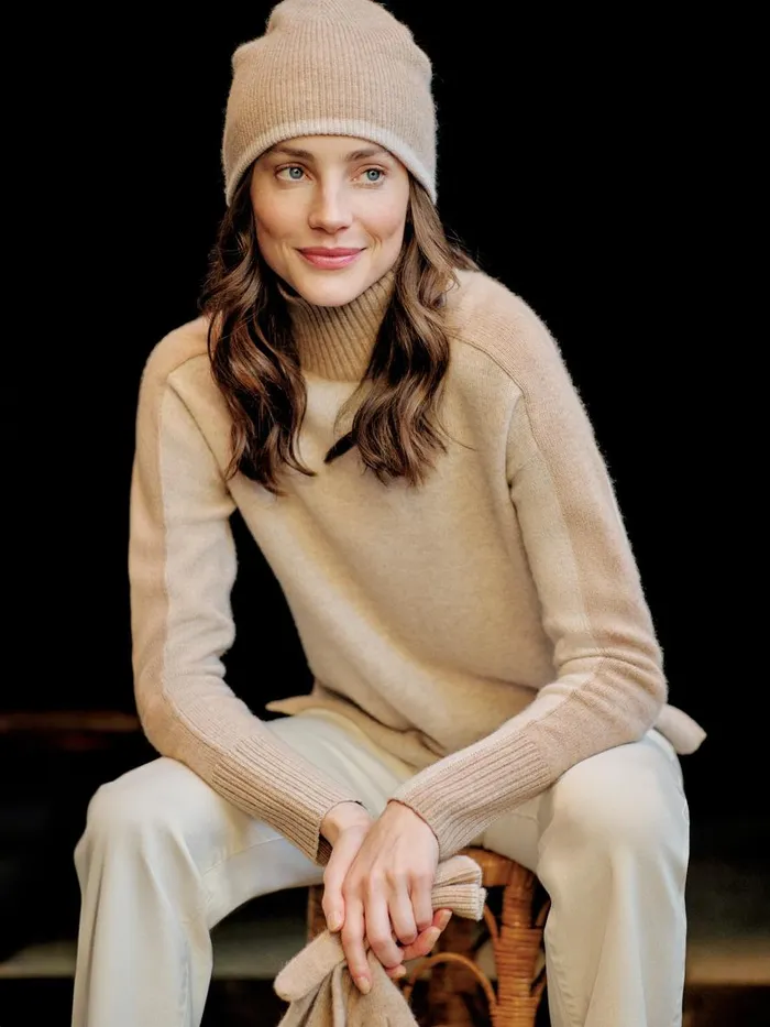Sweaters Women JMcLaughlin Dina Cashmere Turtleneck In Color Block Heather Oatmealcamel
