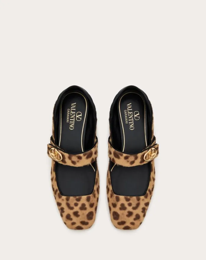 Valentino Ballerinas Woman Vlogo Locker Maryjane Ballerina In Ponyeffect Calfskin For Woman In Beigebrownblack Beigebrownblack Valentino Ballerinas Woman Vlogo Locker Maryjane Ballerina In Ponyeffect Calfskin For Woman In Beigebrownblack Beigebrownblack