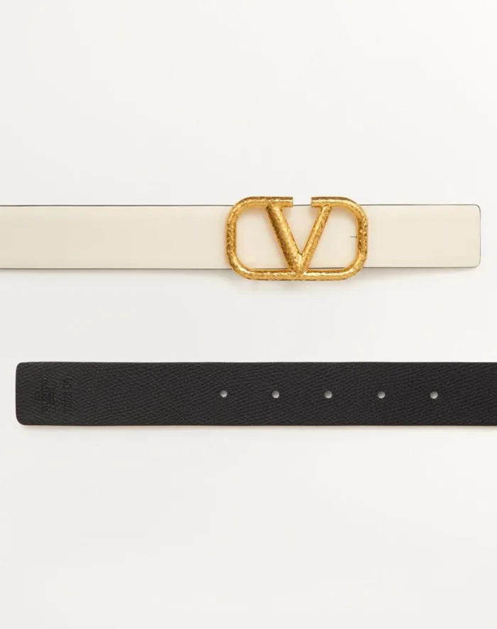 Valentino Belts Woman Reversible Vlogo Signature Belt In Grainy Calfskin 30mm For Woman In Light Ivoryblack Light Ivoryblack Valentino Belts Woman Reversible Vlogo Signature Belt In Grainy Calfskin 30mm For Woman In Light Ivoryblack Light Ivoryblack