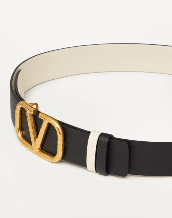 Valentino Belts Woman Reversible Vlogo Signature Belt In Grainy Calfskin 30mm For Woman In Light Ivoryblack Light Ivoryblack Valentino Belts Woman Reversible Vlogo Signature Belt In Grainy Calfskin 30mm For Woman In Light Ivoryblack Light Ivoryblack
