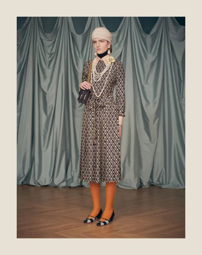 Valentino Dresses Woman Twill Toute La V Midi Dress For Woman In Blackivory Blackivory Valentino Dresses Woman Twill Toute La V Midi Dress For Woman In Blackivory Blackivory