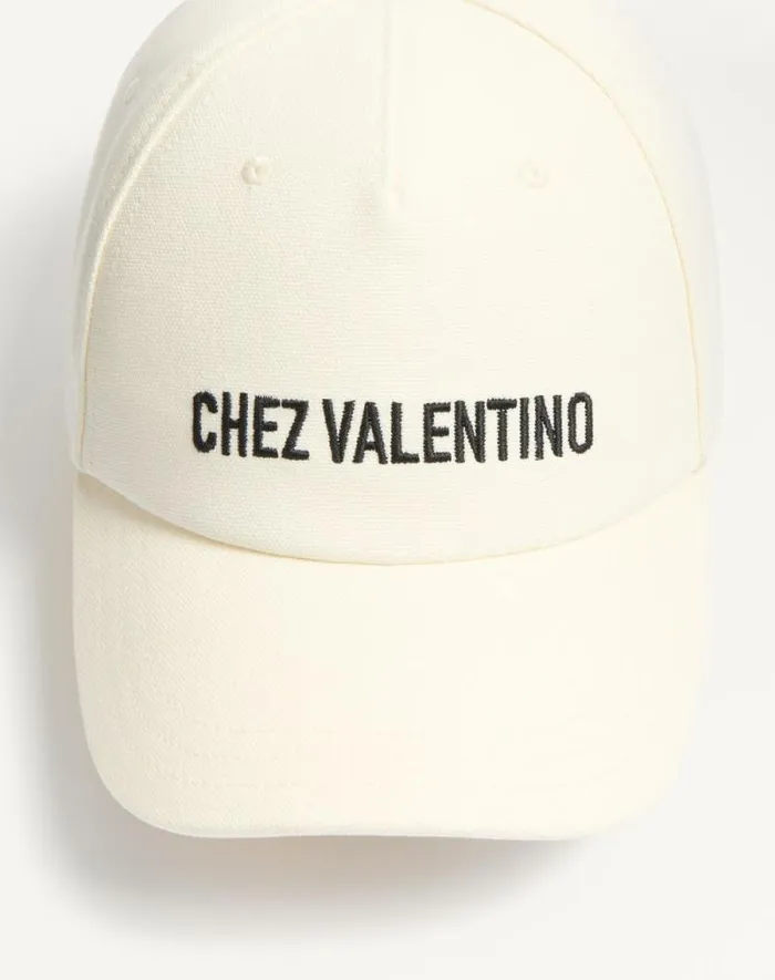 Valentino Hats And Gloves WomanMan Chez Valentino Cotton Baseball Cap With Embroidery For Man In Blackivory Blackivory Valentino Hats And Gloves WomanMan Chez Valentino Cotton Baseball Cap With Embroidery For Man In Blackivory Blackivory