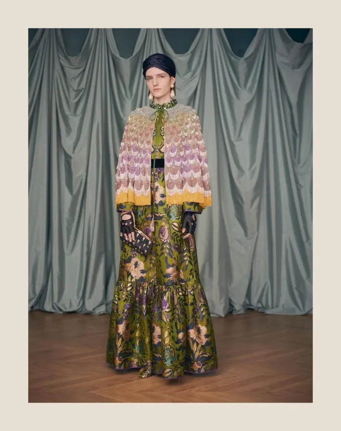 Valentino Hats And Gloves Woman Rigid Silk Turban For Woman In Bluegold Bluegold Valentino Hats And Gloves Woman Rigid Silk Turban For Woman In Bluegold Bluegold