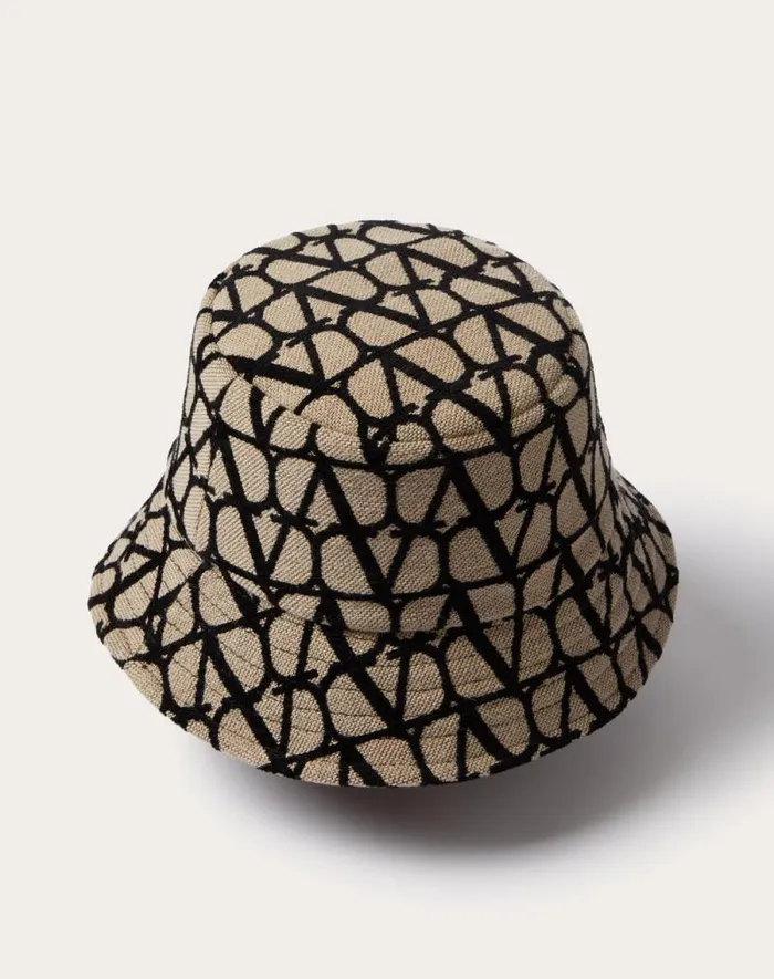 Valentino Hats And Gloves Woman Toile Iconographe Bucket Hat For Woman In Beigeblack Beigeblack Valentino Hats And Gloves Woman Toile Iconographe Bucket Hat For Woman In Beigeblack Beigeblack