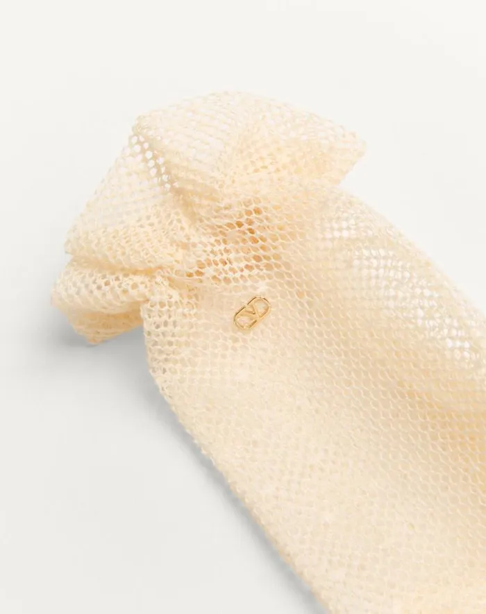 Valentino Hats And Gloves Woman Vlogo Signature Gloves In Cotton And Tulle For Woman In Ivorygold Ivorygold Valentino Hats And Gloves Woman Vlogo Signature Gloves In Cotton And Tulle For Woman In Ivorygold Ivorygold