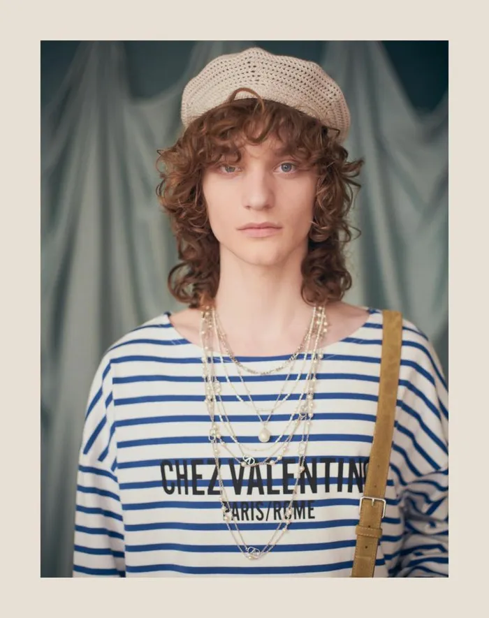 Valentino Jewelry Man Vlogo Signature Metal Pearl And Swarovski Crystal Necklace For Man In Palladiumcreamcrystal Palladiumcreamcrystal
