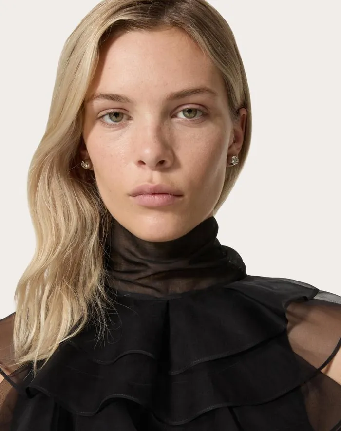 Valentino Jewelry Woman Vlogo Signature Metal And Swarovski Crystal Earrings For Woman In Palladiumcrystal Palladiumcrystal Valentino Jewelry Woman Vlogo Signature Metal And Swarovski Crystal Earrings For Woman In Palladiumcrystal Palladiumcrystal