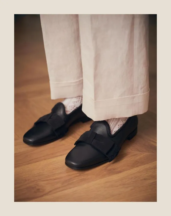 Valentino Laceups And Loafers Man Bowow Leather Loafer For Man In Black Black