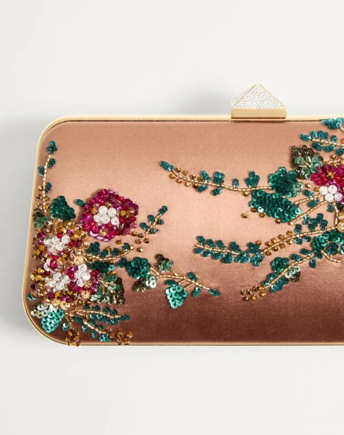 Valentino Mini Bags Woman Carry Secrets Satin Minaudiere With Floral Embroidery For Woman In Champagnemulticolourcrystal Champagnemulticolourcrystal Valentino Mini Bags Woman Carry Secrets Satin Minaudiere With Floral Embroidery For Woman In Champagnemulticolourcrystal Champagnemulticolourcrystal