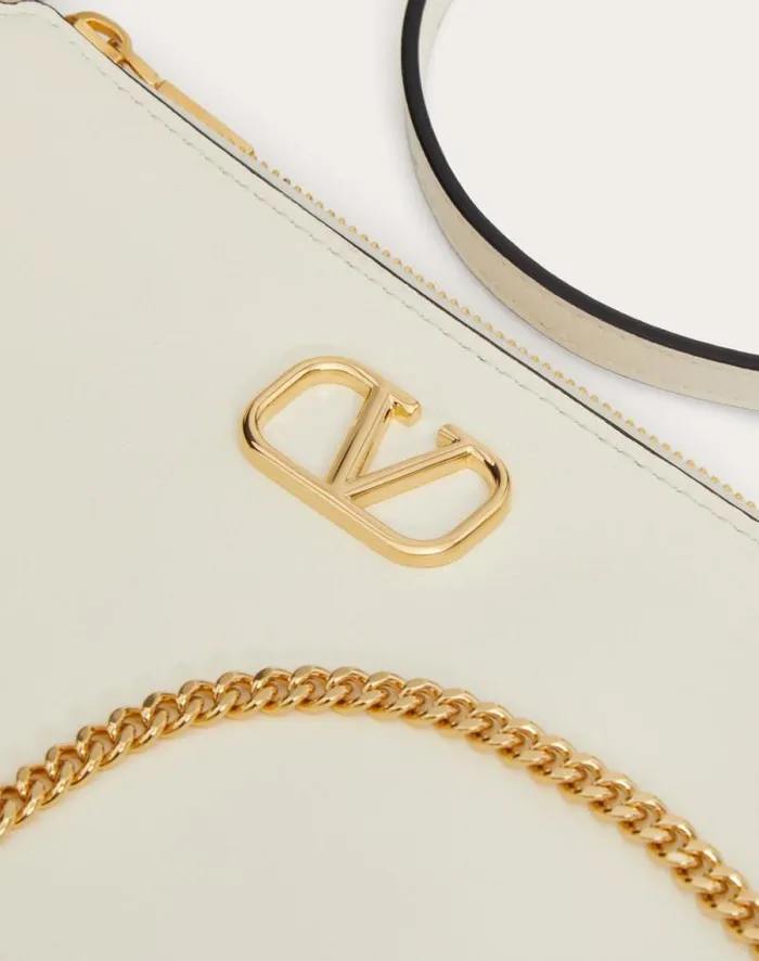Valentino Mini Bags Woman Mini Vlogo Signature Calfskin Crossbody Bag For Woman In Black Black Valentino Mini Bags Woman Mini Vlogo Signature Calfskin Crossbody Bag For Woman In Black Black