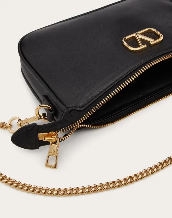 Valentino Mini Bags Woman Mini Vlogo Signature Calfskin Crossbody Bag For Woman In Black Black Valentino Mini Bags Woman Mini Vlogo Signature Calfskin Crossbody Bag For Woman In Black Black