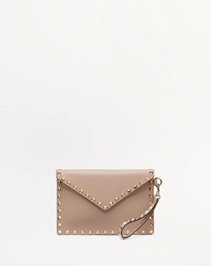 Valentino Mini Bags Woman Rockstud Calfskin Pouch For Woman In Poudre Poudre Valentino Mini Bags Woman Rockstud Calfskin Pouch For Woman In Poudre Poudre