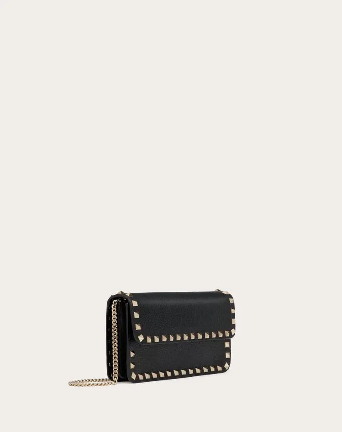 Valentino Mini Bags Woman Rockstud Grainy Calfskin Chain Pouch For Woman In Black Black Valentino Mini Bags Woman Rockstud Grainy Calfskin Chain Pouch For Woman In Black Black
