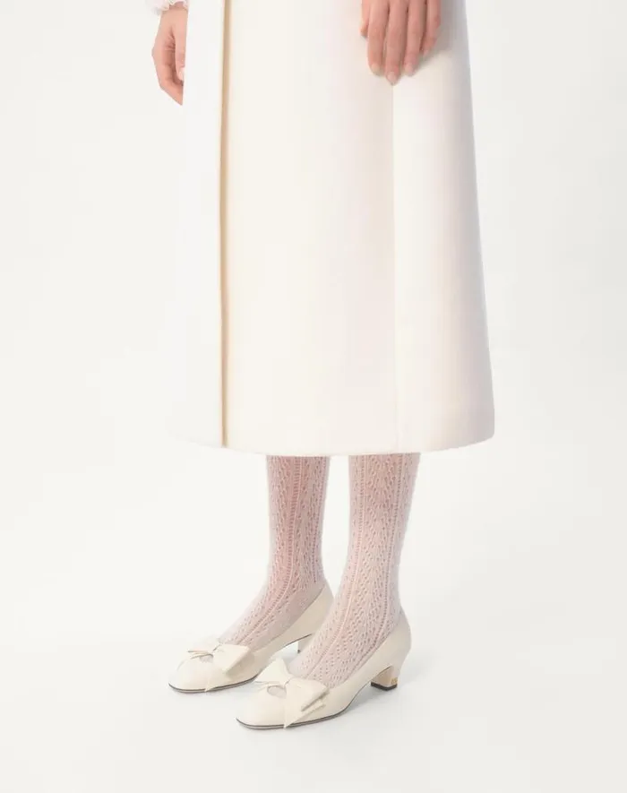 Valentino Pumps Woman Bowow Pumps In Kidskin 45mm For Woman In Ivory Ivory Valentino Pumps Woman Bowow Pumps In Kidskin 45mm For Woman In Ivory Ivory