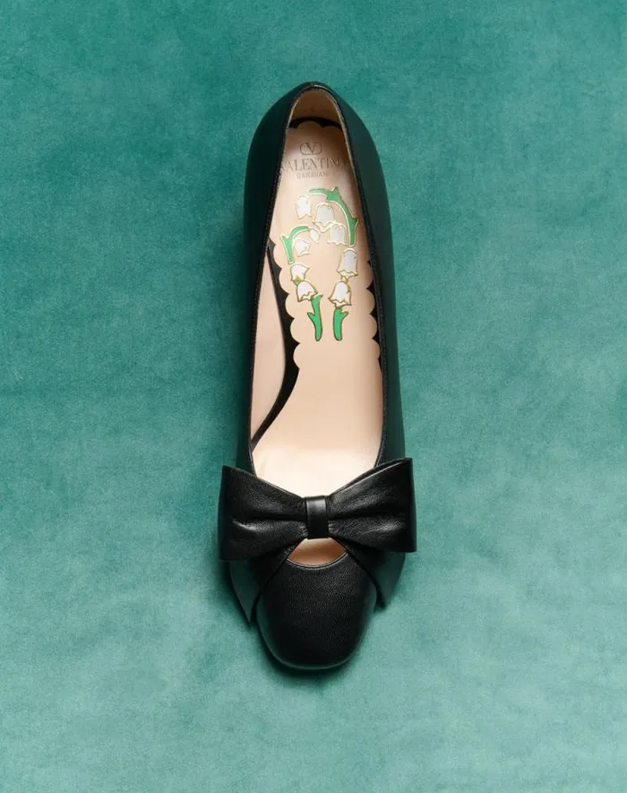 Valentino Pumps Woman Bowow Pumps In Kidskin 45mm For Woman In Ivory Ivory Valentino Pumps Woman Bowow Pumps In Kidskin 45mm For Woman In Ivory Ivory