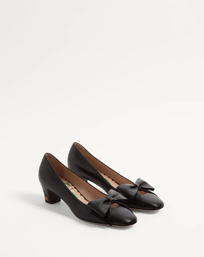 Valentino Pumps Woman Bowow Pumps In Kidskin 45mm For Woman In Ivory Ivory Valentino Pumps Woman Bowow Pumps In Kidskin 45mm For Woman In Ivory Ivory