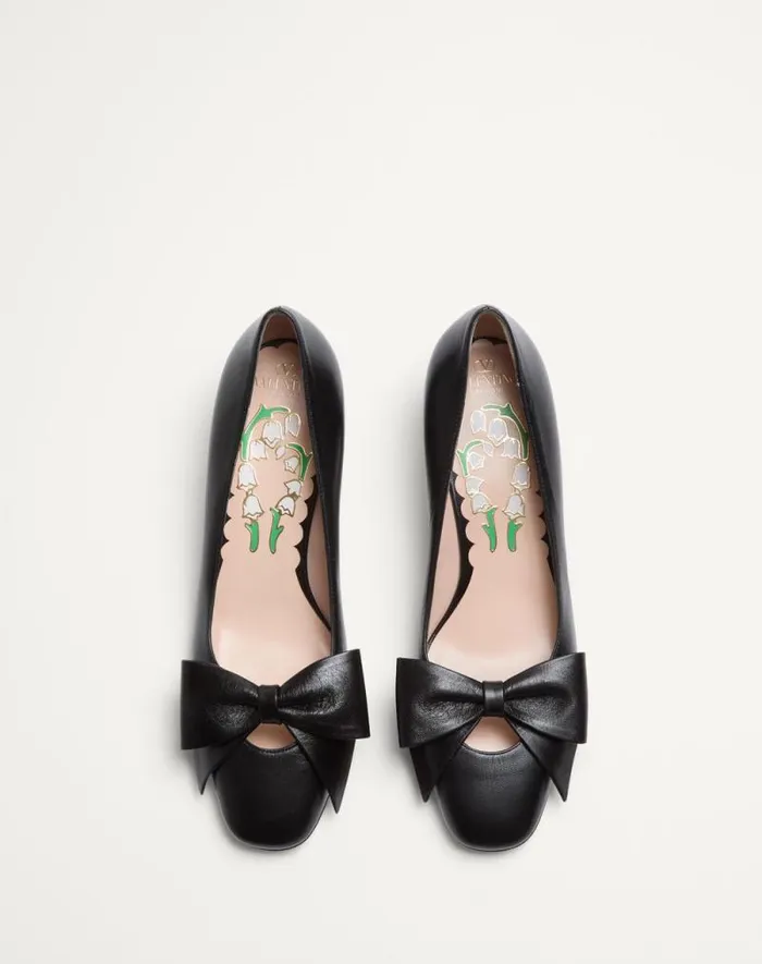 Valentino Pumps Woman Bowow Pumps In Kidskin 45mm For Woman In Ivory Ivory Valentino Pumps Woman Bowow Pumps In Kidskin 45mm For Woman In Ivory Ivory