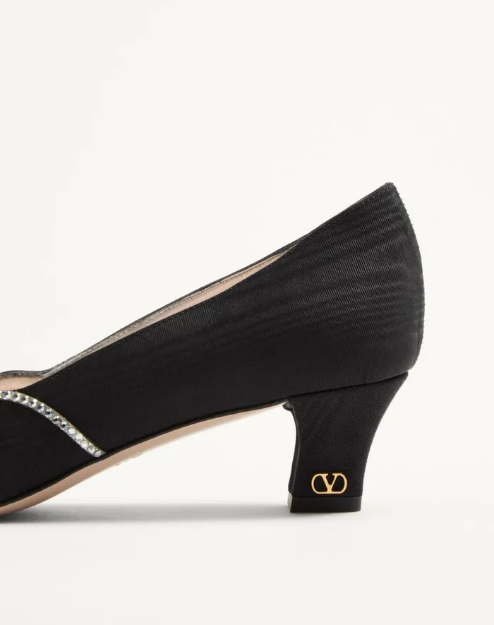Valentino Pumps Woman Bowow Pumps In Moir Fabric With Crystals 45mm For Woman In Pinksilver Pinksilver Valentino Pumps Woman Bowow Pumps In Moir Fabric With Crystals 45mm For Woman In Pinksilver Pinksilver