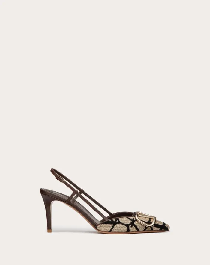 Valentino Pumps Woman Vlogo Signature Slingback Pump In Toile Iconographe 80mm For Woman In Beigeblack Beigeblack