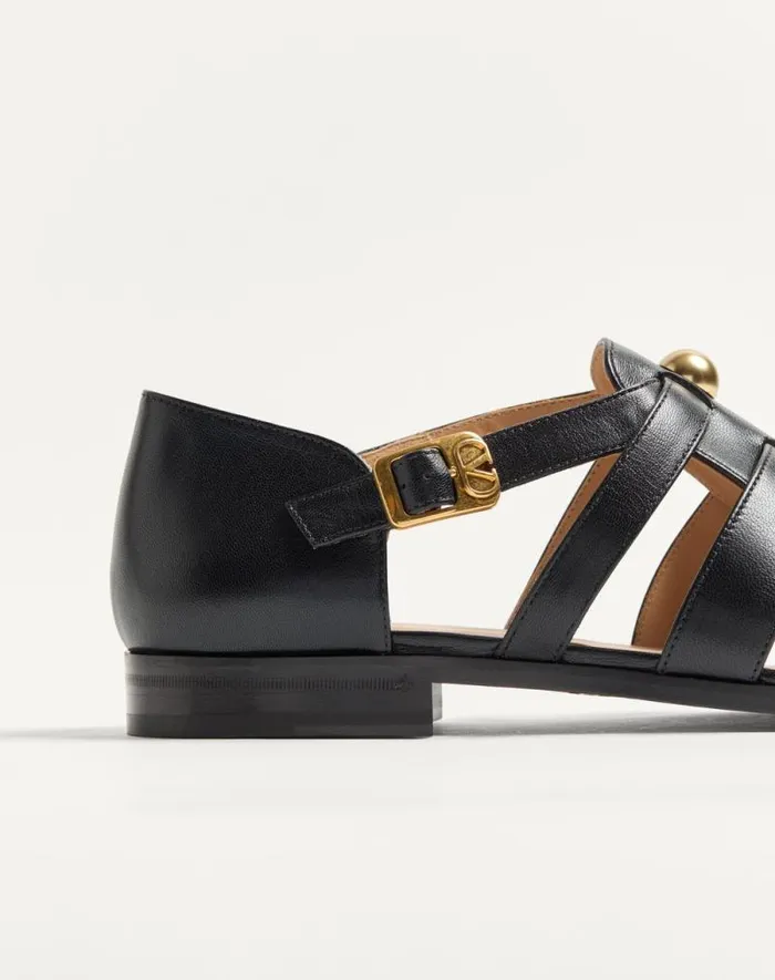 Valentino Sandals Man Studshield Fisherman Calfskin Sandal For Man In Black Black Valentino Sandals Man Studshield Fisherman Calfskin Sandal For Man In Black Black