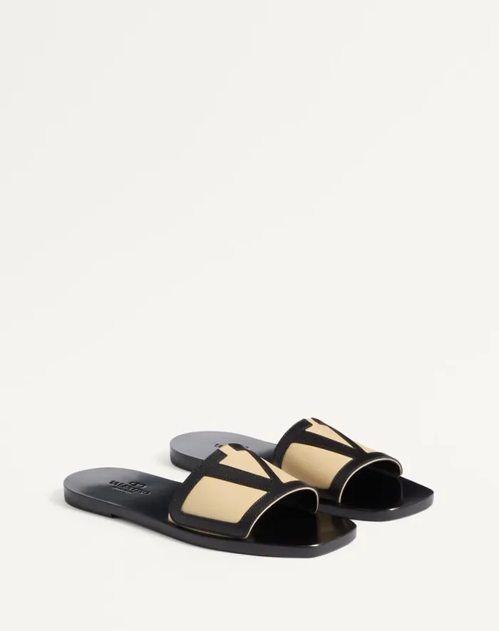 Valentino Sandals Man Viva Superstar Slide Sandal In Nappa Leather For Man In Blackroasted Pecan Blackroasted Pecan Valentino Sandals Man Viva Superstar Slide Sandal In Nappa Leather For Man In Blackroasted Pecan Blackroasted Pecan