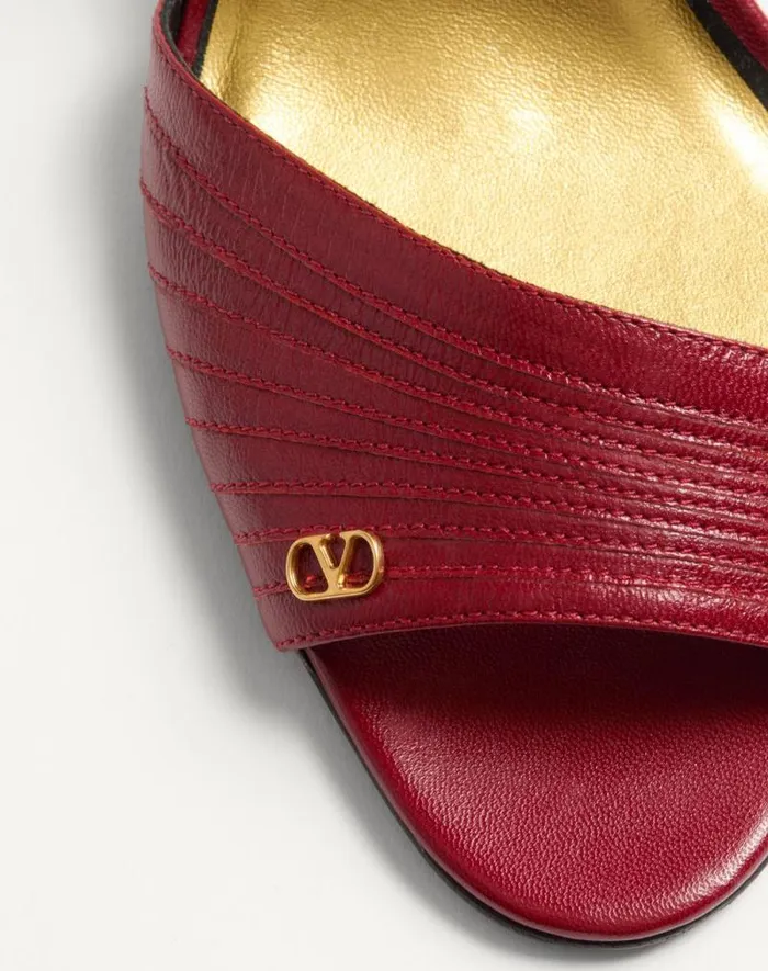 Valentino Sandals Woman Ladycrush Sandal In Kidskin 85mm For Woman In Red Red Valentino Sandals Woman Ladycrush Sandal In Kidskin 85mm For Woman In Red Red