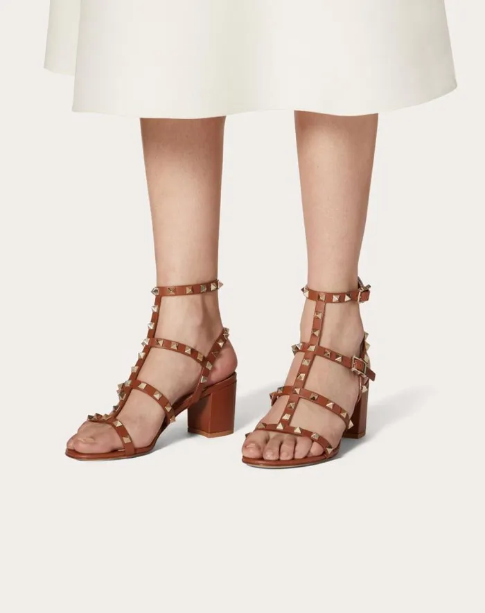 Valentino Sandals Woman Rockstud Calfskin Ankle Strap Sandal 60 Mm For Woman In Poudre Poudre Valentino Sandals Woman Rockstud Calfskin Ankle Strap Sandal 60 Mm For Woman In Poudre Poudre
