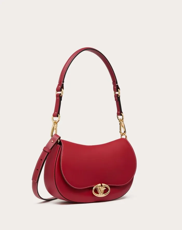 Valentino Shoulder Bags Woman Small Valentino Garavani Ohval Shoulder Bag In Nappa Calfskin For Woman In Ivory Ivory Valentino Shoulder Bags Woman Small Valentino Garavani Ohval Shoulder Bag In Nappa Calfskin For Woman In Ivory Ivory