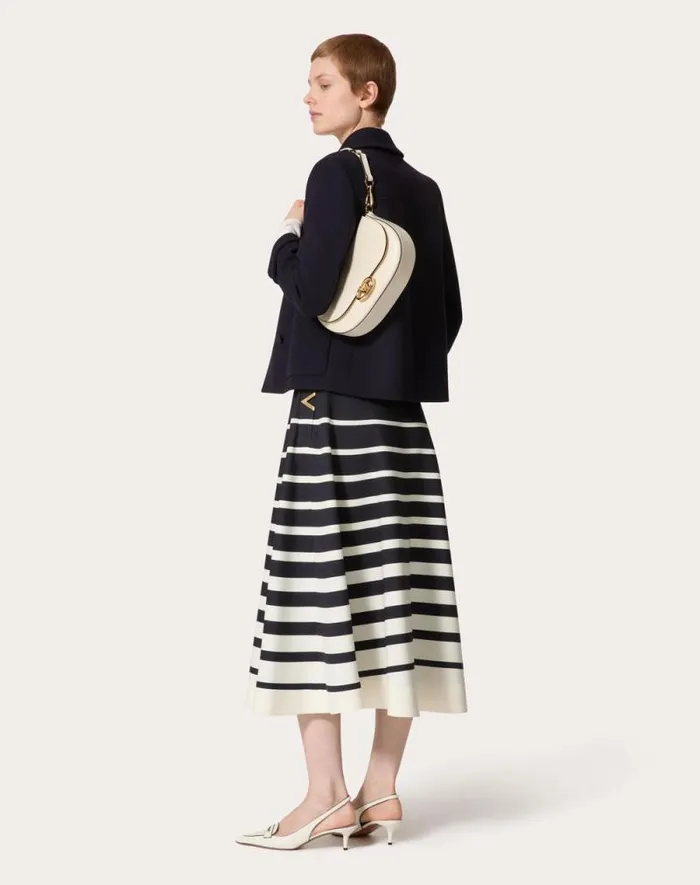 Valentino Shoulder Bags Woman Small Valentino Garavani Ohval Shoulder Bag In Nappa Calfskin For Woman In Ivory Ivory Valentino Shoulder Bags Woman Small Valentino Garavani Ohval Shoulder Bag In Nappa Calfskin For Woman In Ivory Ivory